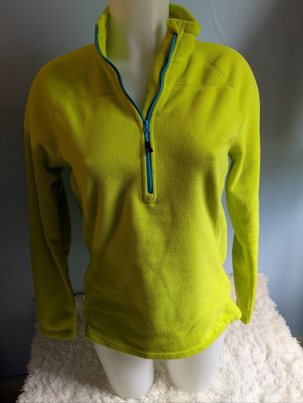 EUC Eddie Bauer Women's medium Bright Lime Green Fleece 1/4 Jacket